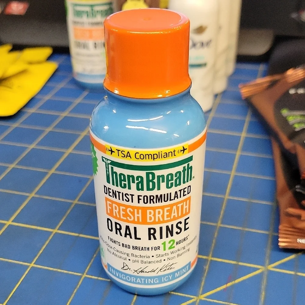 TheraBreath Fresh Breath Oral Rinse Icy Mint 88.7ml New Sealed Bottle